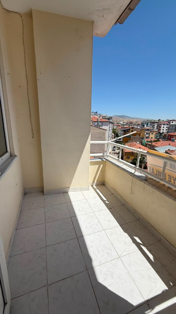 KAYSERİ DEVELİ HARMAN MAHALLESİNDE KİRALIK DAİRE